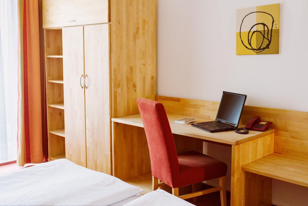 Essentis Ecohotel ベルリン エクステリア 写真